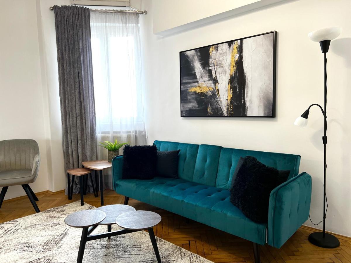 View - Luxury - Sanador Victoriei Bucharest