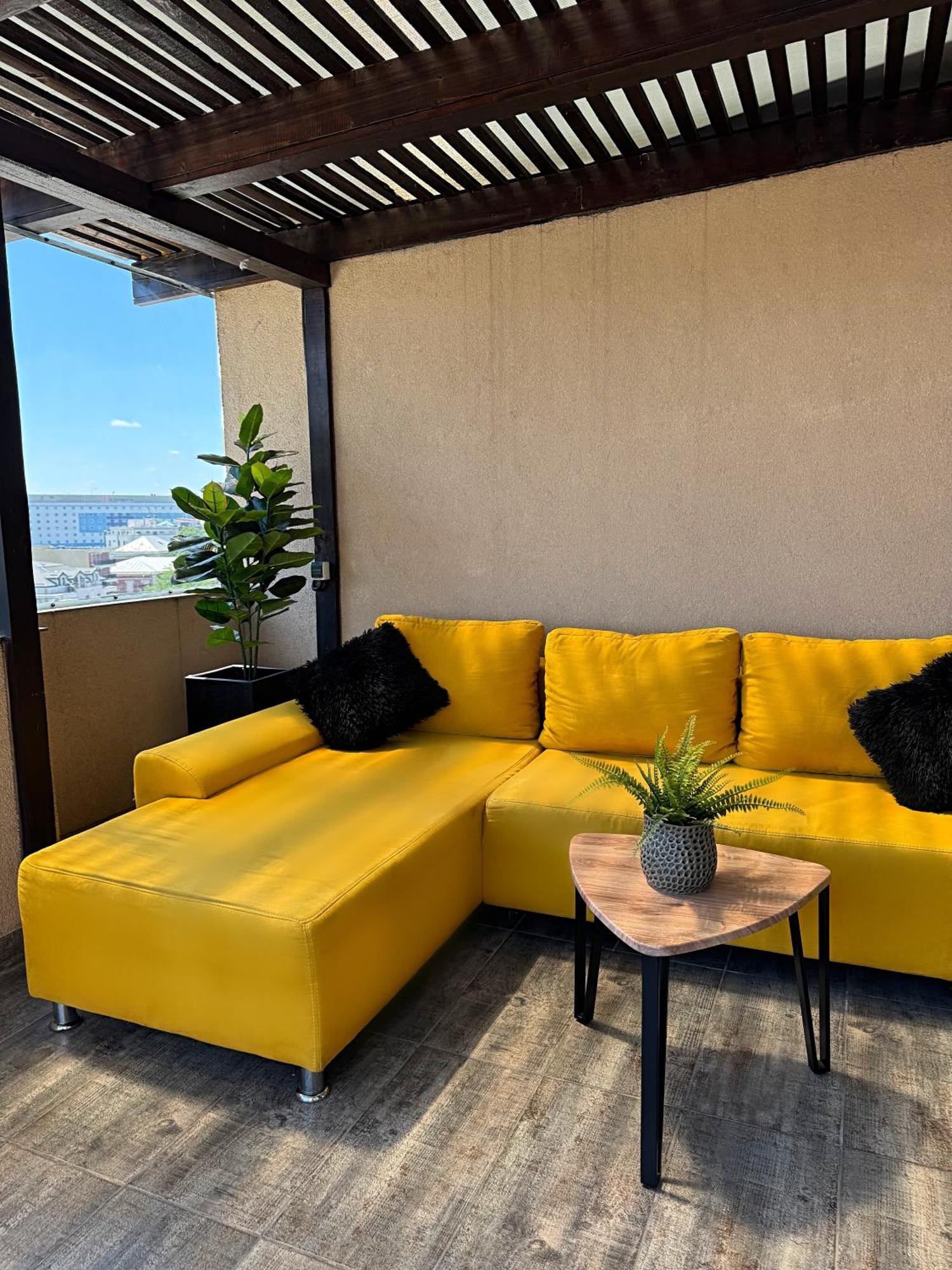 View - Luxury - Sanador Victoriei דירה בוקרשט